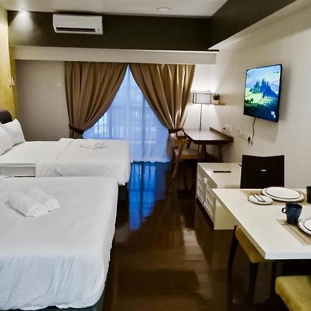 Resort Suite @ Sunway Pyramid By Idealhub بيتالينغ جايا المظهر الخارجي الصورة